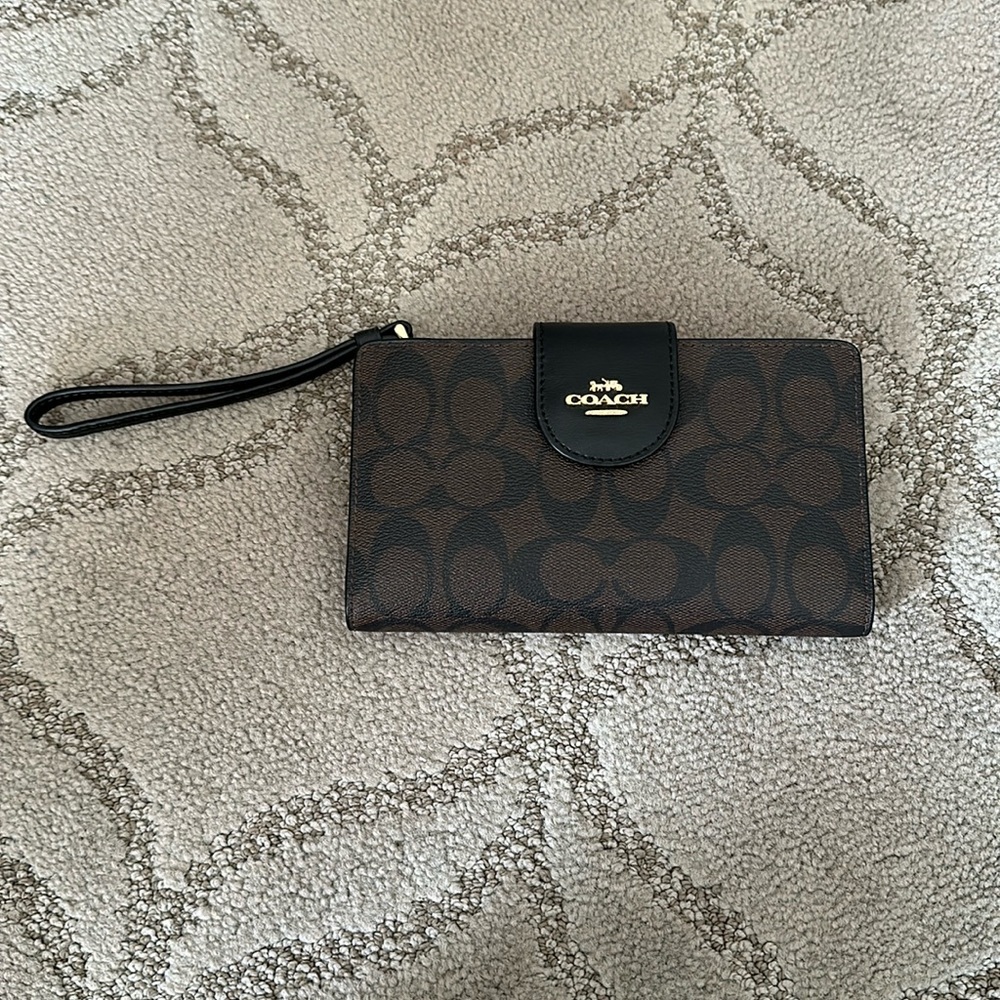 Coach wristlet